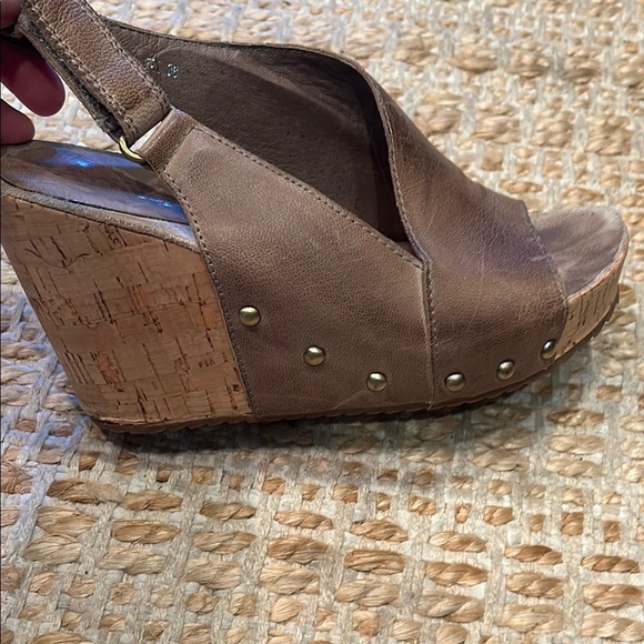 Antelope Brown Wedge Sandals - Picture 9 of 11